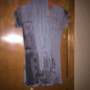 Boutique Tshirt and scarf set